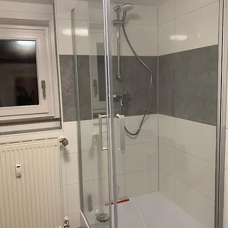 Apartamento Mit 3 Schlafzimmern Und Parkplatz Im Zentrum Wolfhagens *